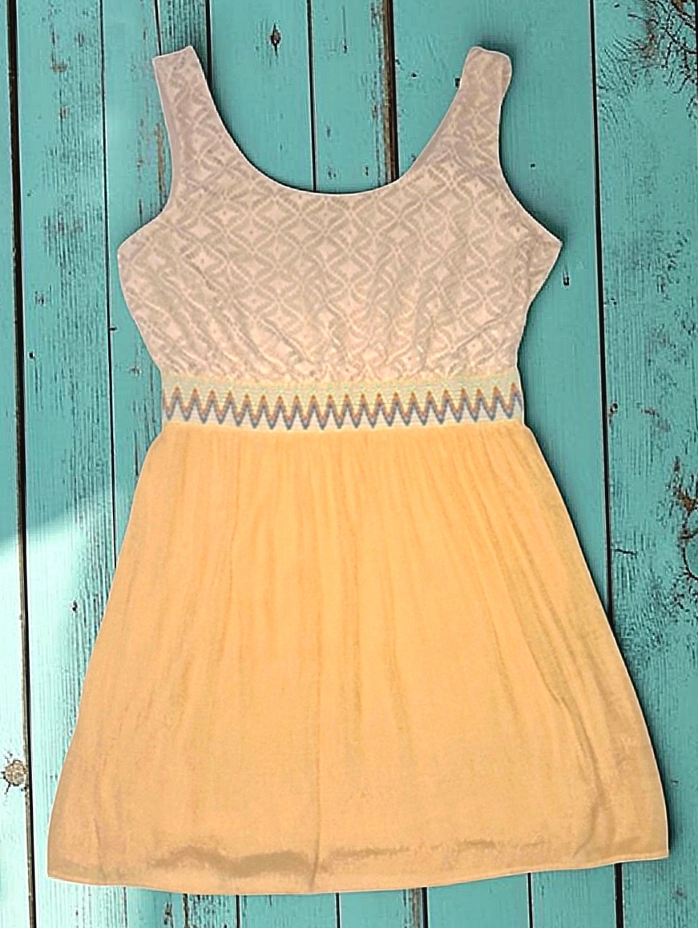 Lily Rose Sleeveless Mini Dress Yellow & Cream Lace Bodice XL